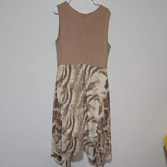 Truth Stylish Tan Garment - Picture 4 of 5